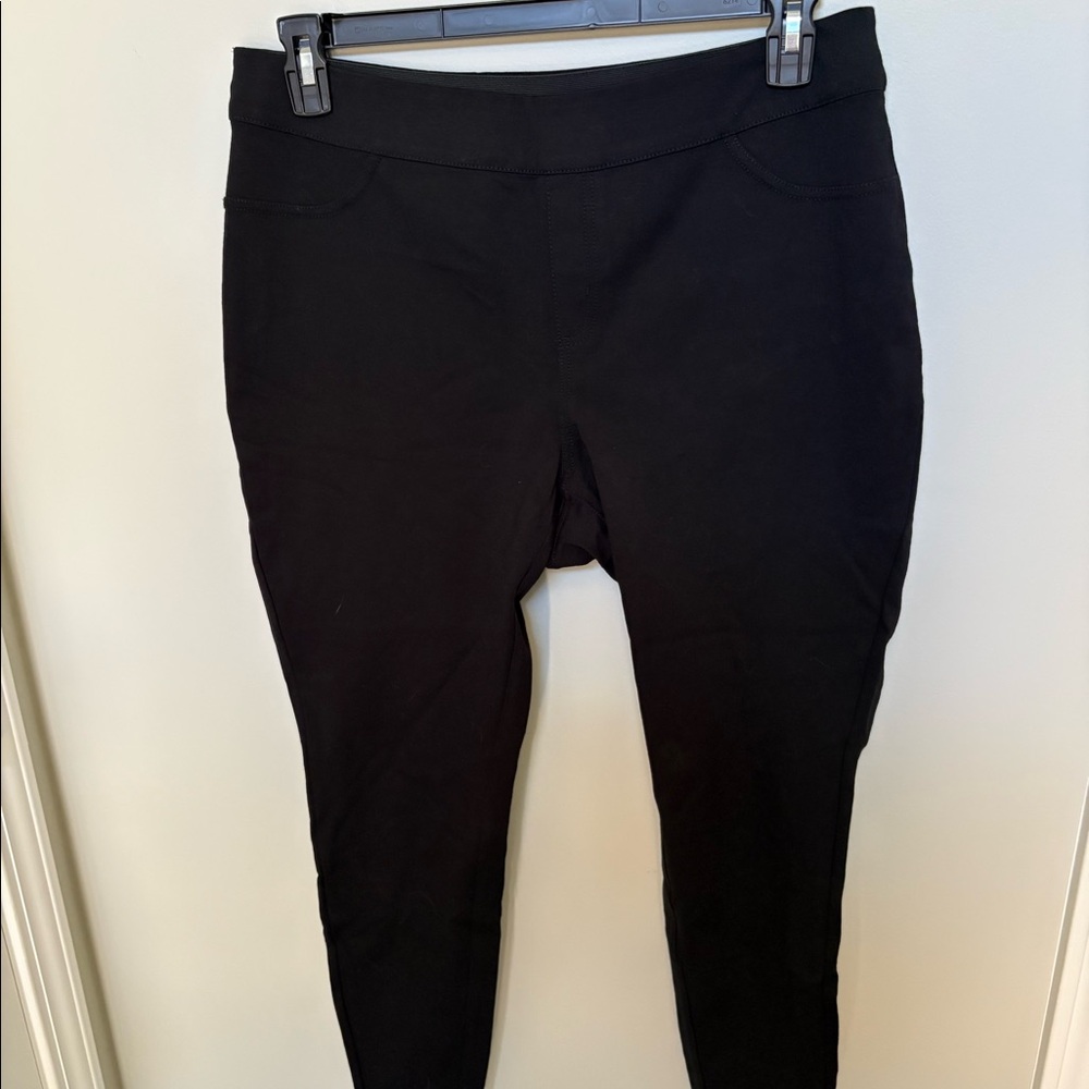 Stretchy pants